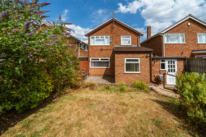 REAR GARDEN- click for photo gallery
